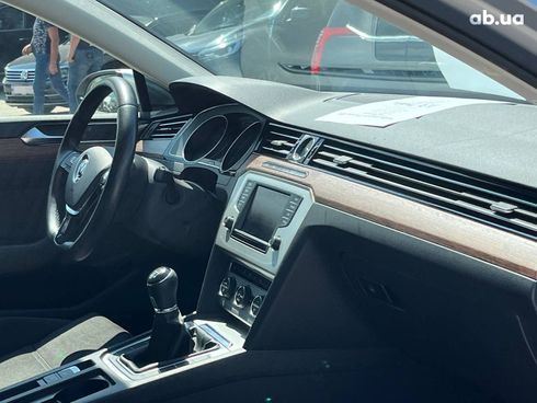 Volkswagen passat b8 2015 серый - фото 37