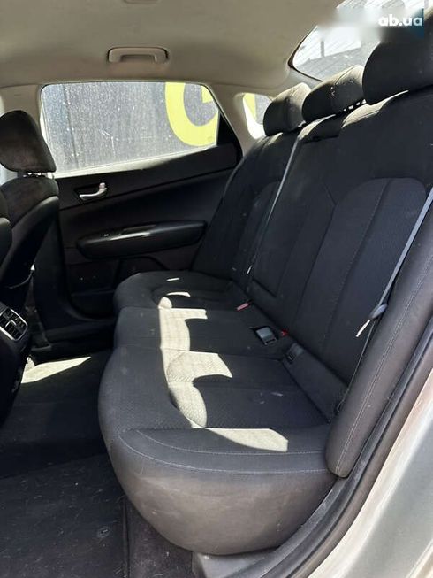 Kia Optima 2016 - фото 12