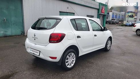 Renault Sandero 2020 - фото 9