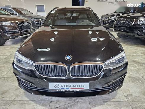 BMW 5 серия 2017 - фото 9