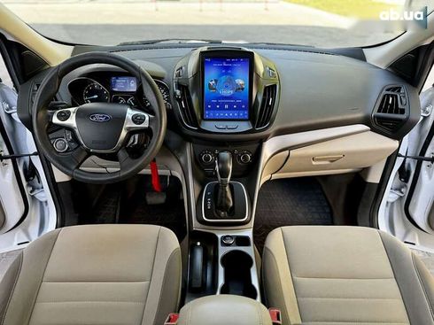 Ford Escape 2012 - фото 16