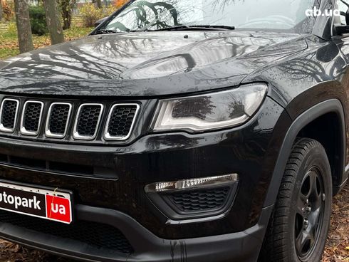 Jeep Compass 2017 черный - фото 10
