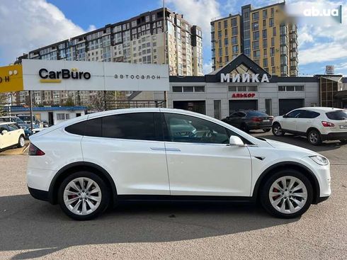 Tesla Model X 2019 - фото 15