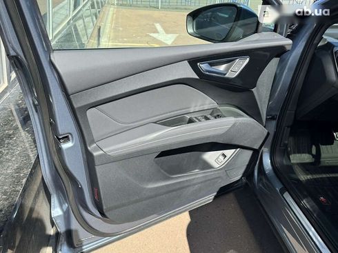 Audi Q4 e-tron 2022 - фото 11