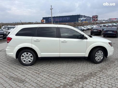 Dodge Journey 2013 белый - фото 12