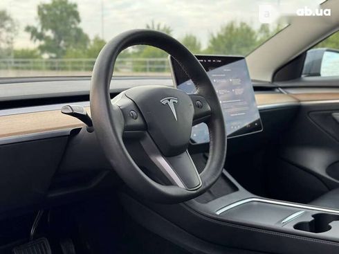 Tesla Model 3 2021 - фото 25