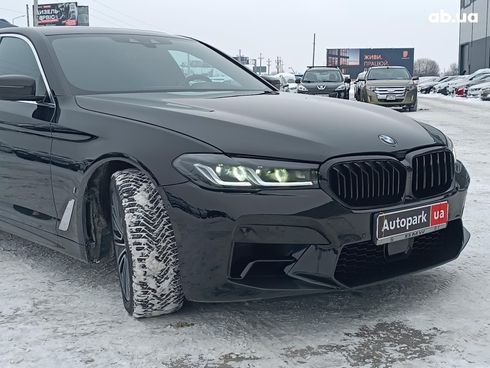 BMW 5 серия 2017 черный - фото 18