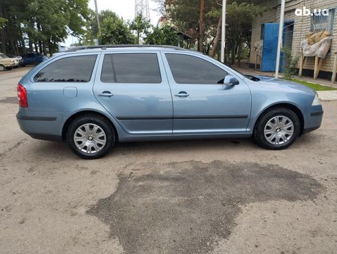 Skoda Octavia 2008 серебристый - фото 8