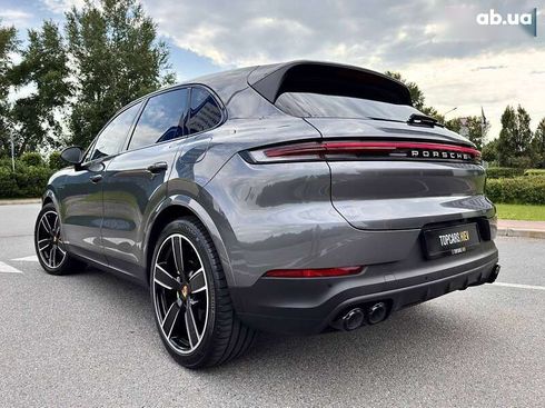 Porsche Cayenne 2024 - фото 8