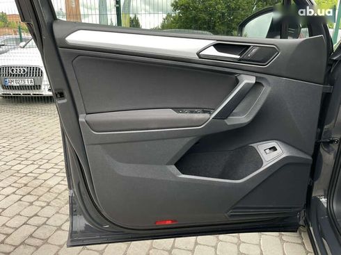 Volkswagen Tiguan 2020 - фото 24