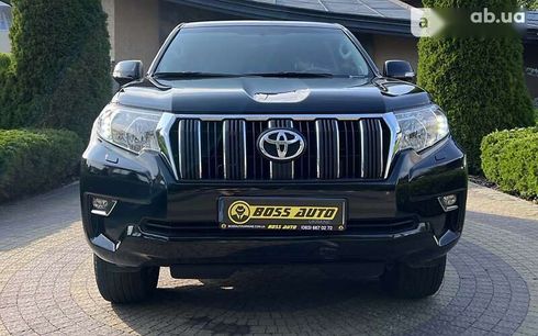 Toyota Land Cruiser Prado 2019 - фото 2