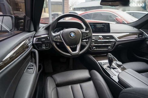 BMW 5 серия 2019 - фото 22