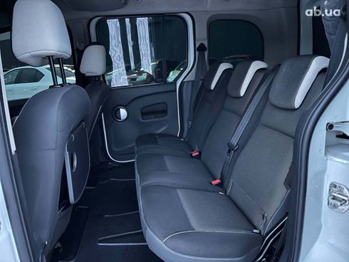 Renault Kangoo 2011 белый - фото 27