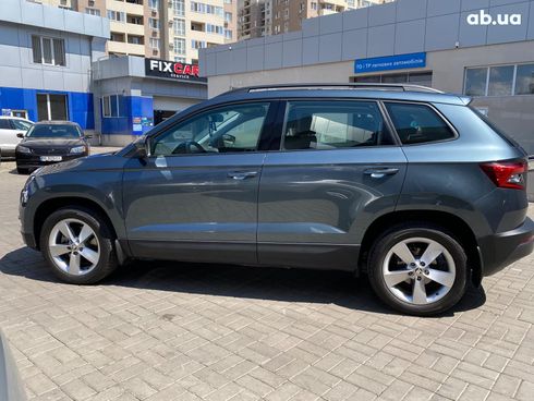 Skoda Karoq 2018 серый - фото 8