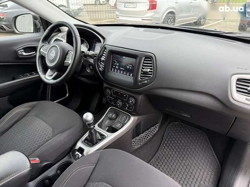 Jeep Compass 2018 - фото 27