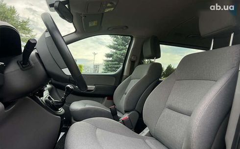 Hyundai H-1 2020 - фото 25