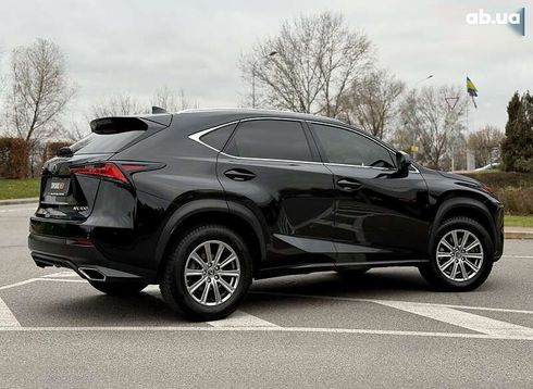 Lexus NX 2018 - фото 20