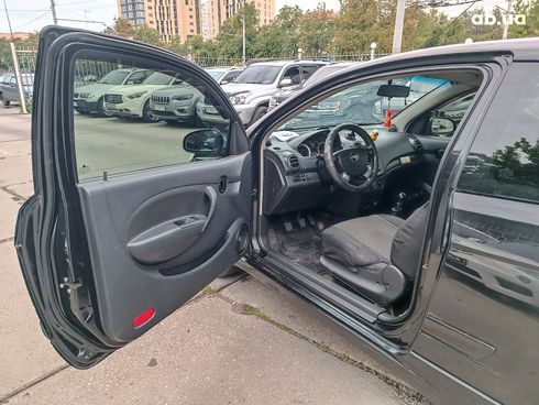 Chevrolet Aveo 2008 черный - фото 14
