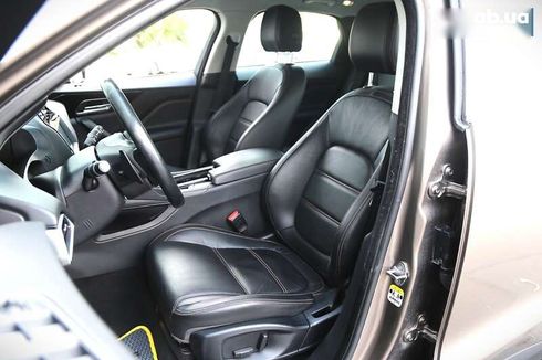 Jaguar F-Pace 2016 - фото 9