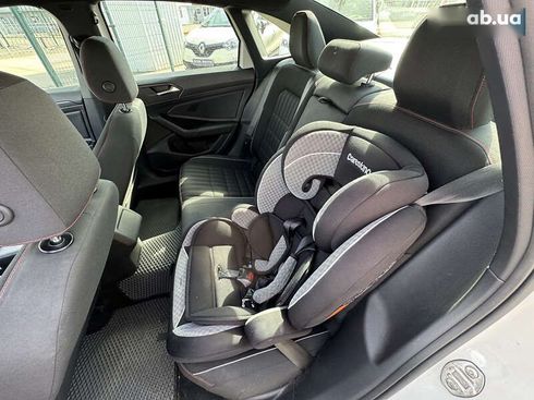 Volkswagen Jetta 2019 - фото 30