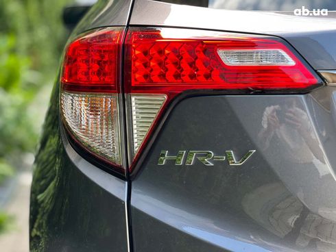 Honda HR-V 2018 серый - фото 23