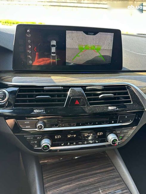 BMW 5 серия 2018 - фото 24