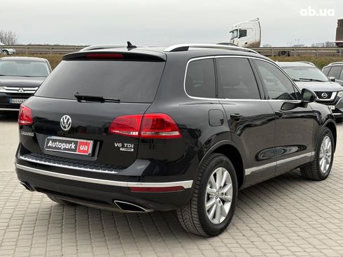 Volkswagen Touareg 2015 черный - фото 7