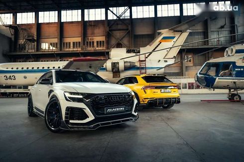 Audi RS Q8 2020 - фото 17