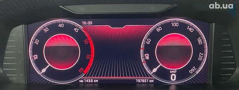 Skoda Superb 2020 - фото 10