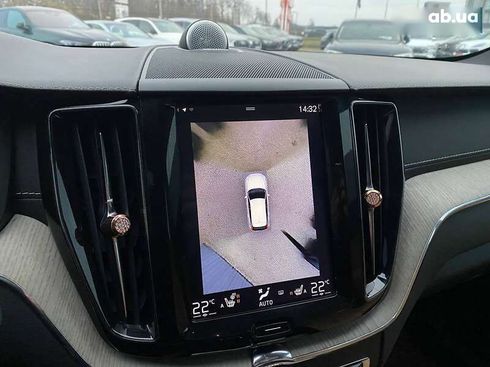 Volvo XC60 2019 - фото 18