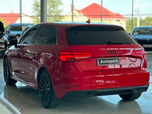 Audi A3 2017 красный - фото 6