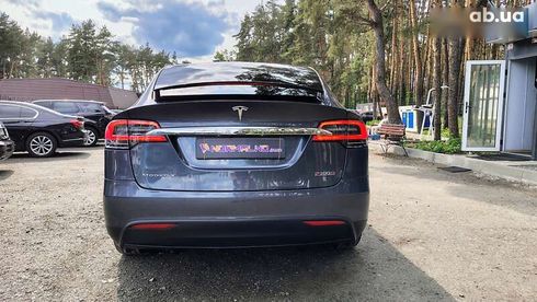 Tesla Model X 2018 - фото 6