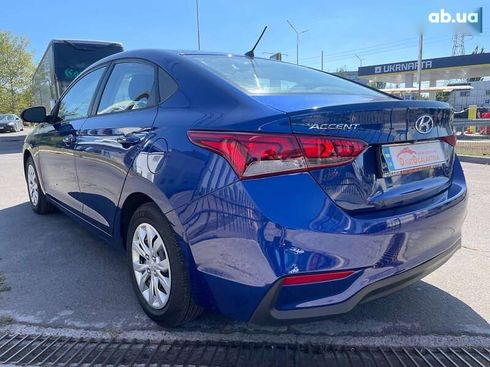 Hyundai Accent 2019 - фото 8
