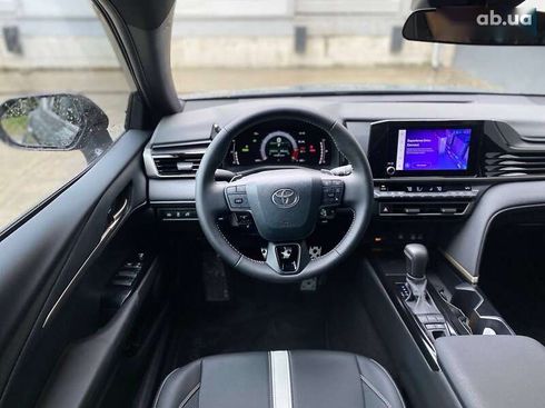 Toyota Camry 2024 - фото 27