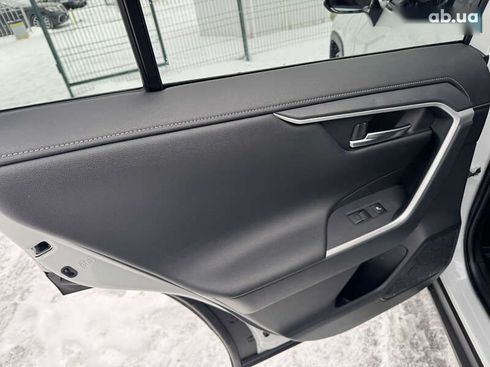 Toyota RAV4 2024 - фото 28