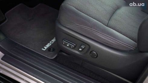 Toyota Land Cruiser Prado 2022 - фото 15
