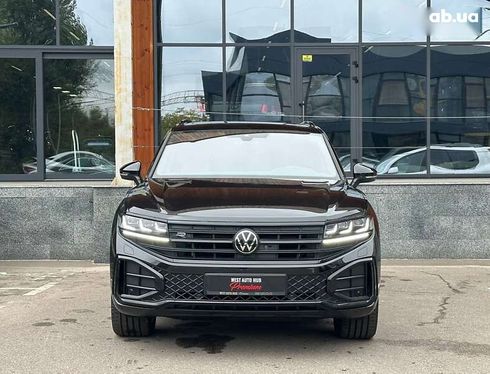 Volkswagen Touareg 2024 - фото 2