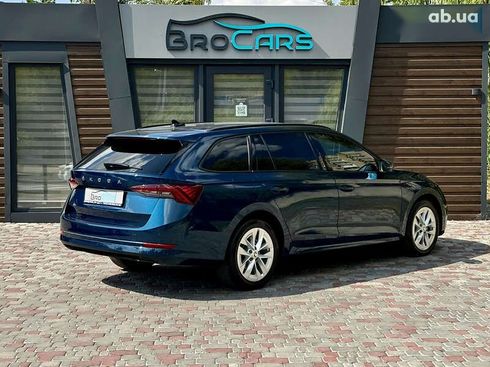 Skoda Octavia 2021 - фото 4