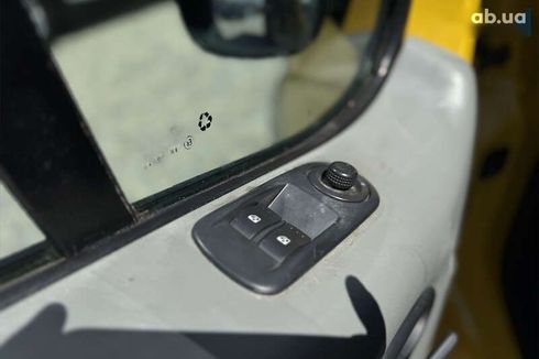 Opel Vivaro 2008 - фото 9