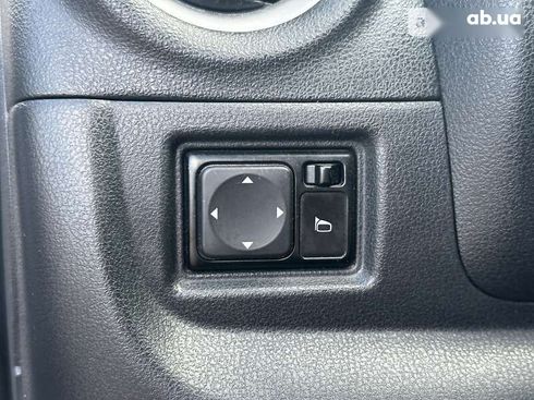 Nissan Versa 2013 - фото 18