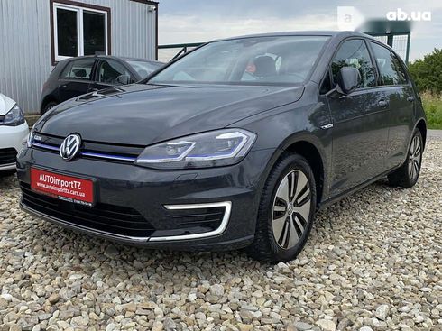 Volkswagen e-Golf 2020 - фото 8