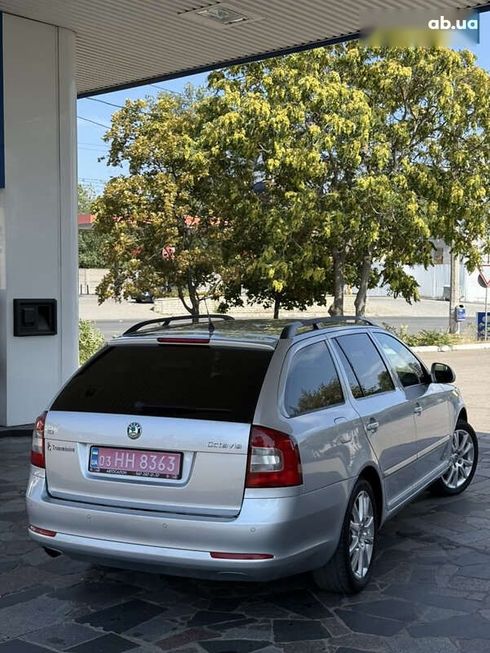 Skoda Octavia 2011 - фото 10