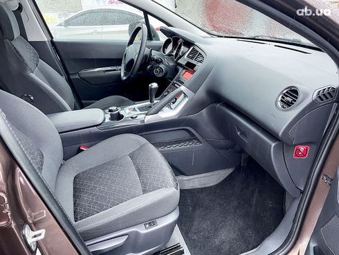 Peugeot 3008 2013 коричневый - фото 15