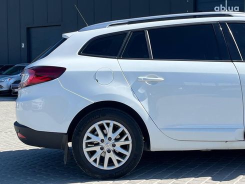 Renault Megane 2014 белый - фото 21