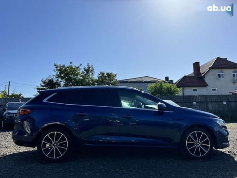 Renault Megane 2017 - фото 9