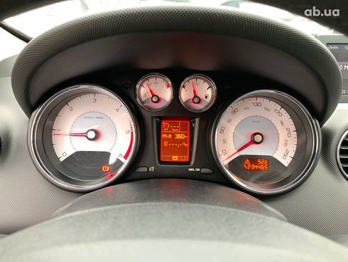 Peugeot 308 2010 серый - фото 79