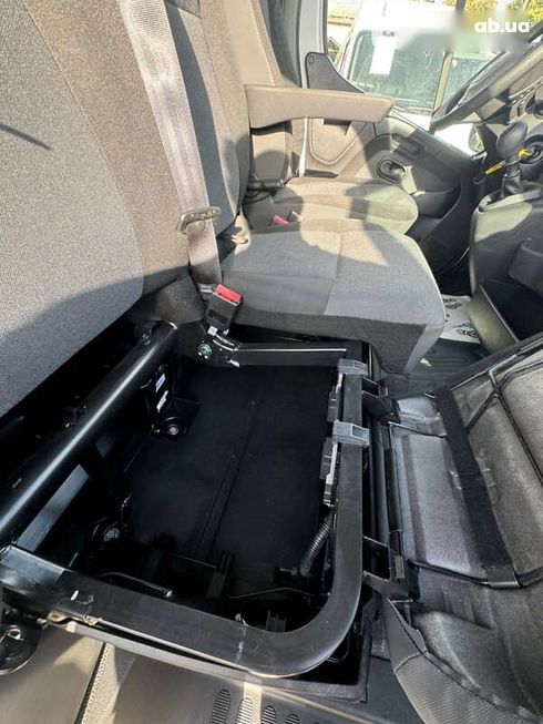 Renault Master 2019 - фото 18