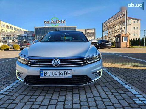 Volkswagen Passat 2016 - фото 18