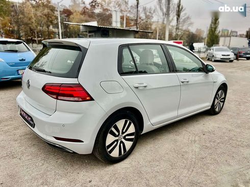 Volkswagen e-Golf 2017 - фото 6