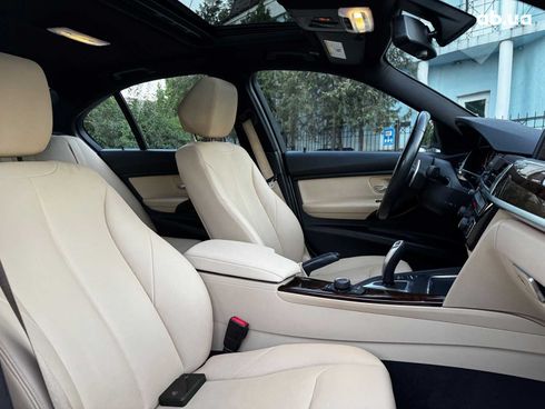 BMW 3 серия 2016 белый - фото 34
